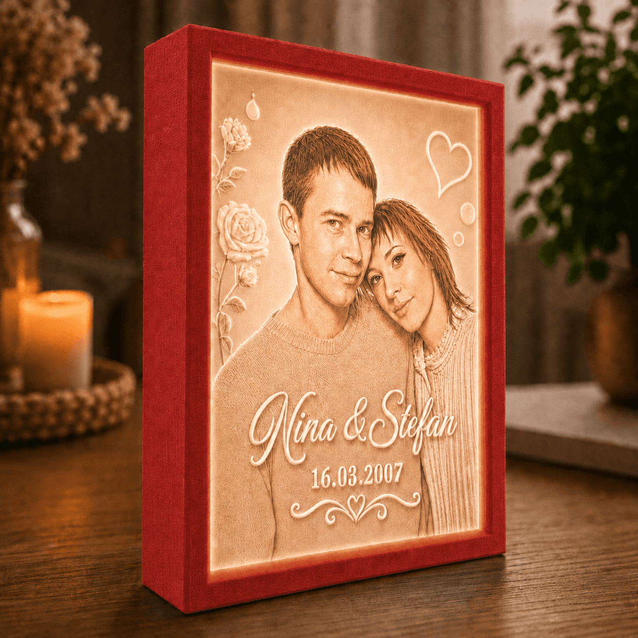 Personalisiertes LED Fotolicht Premium mit Wunschfoto im roten Rahmen als farbiges Lithophane Geschenk für Jahrestag, Familie oder Haustier.